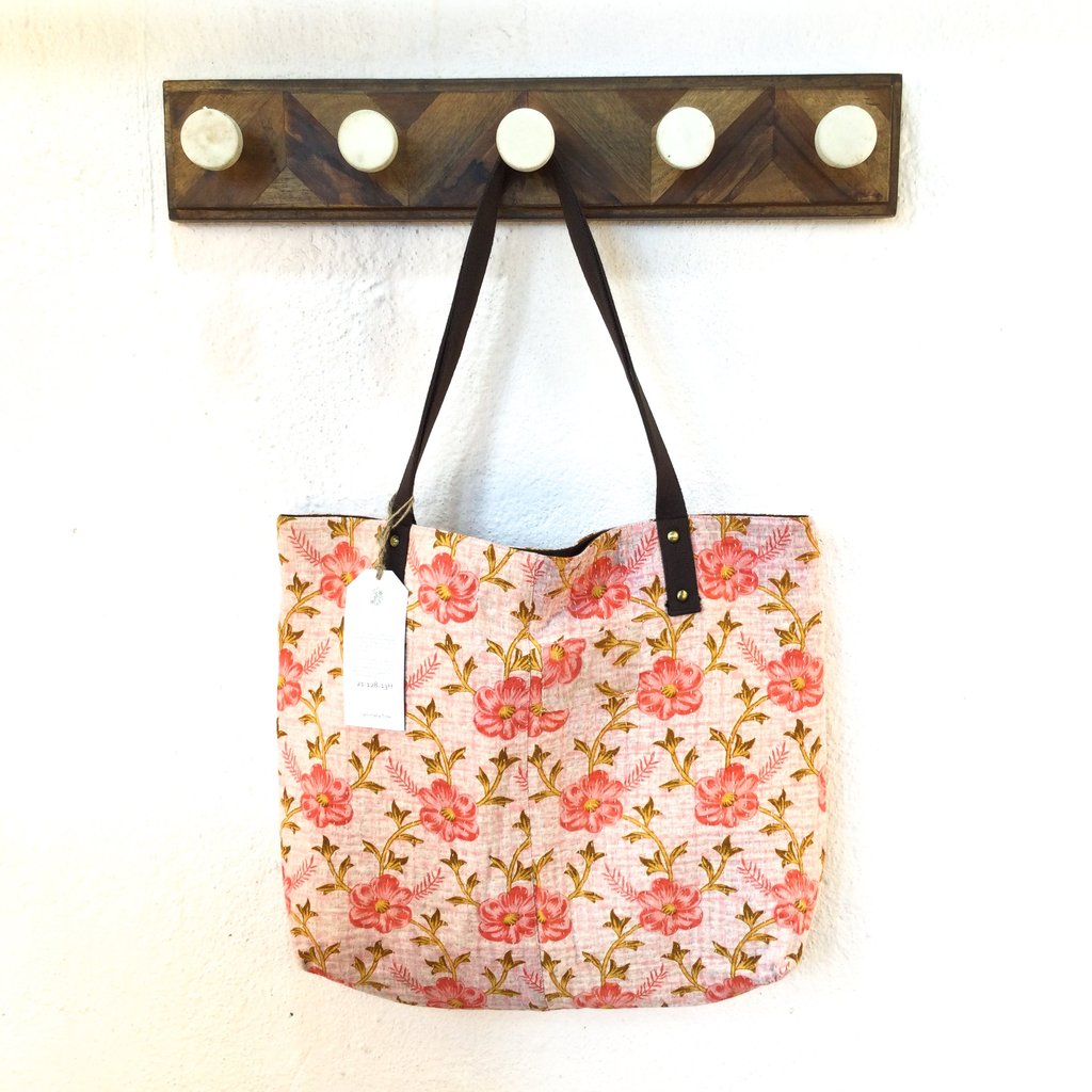 Sammana Tote